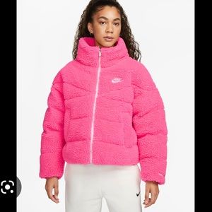HYPER PINK Nike Sportswear Therma-FIT City Series High Pile Fleece Jacket